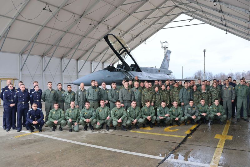 Новият F-16 направи първи полет във въздушното ни пространство