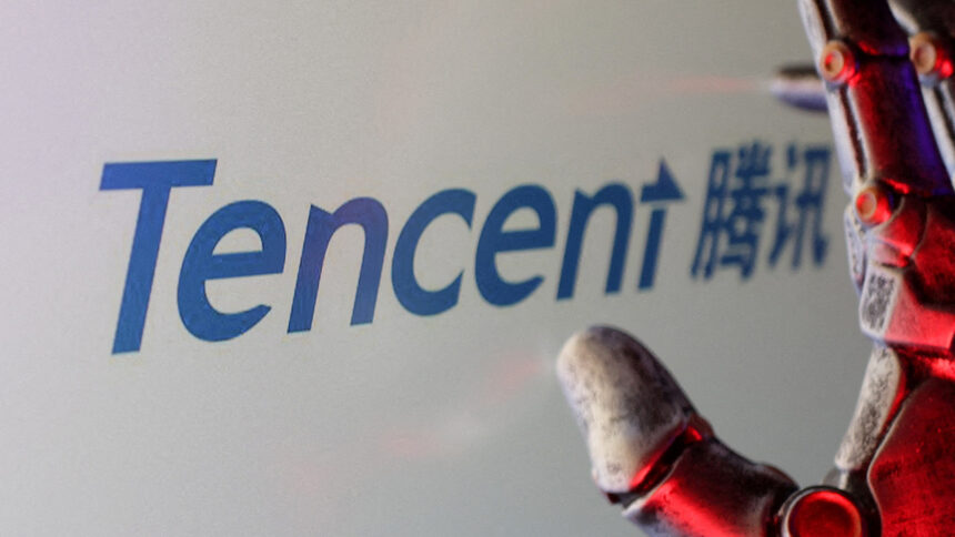 Сред компаниите, които вече тестват алтернативни варианти на чипове, са Alibaba, Tencent и Baidu