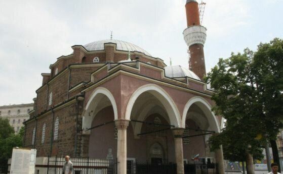 Днес е първият ден от празника Курбан Байрам