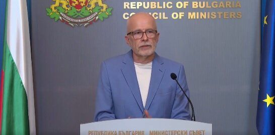 Проф. Олег Асенов