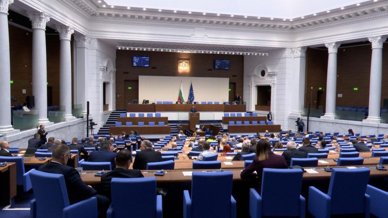 Пленарната зала в НС