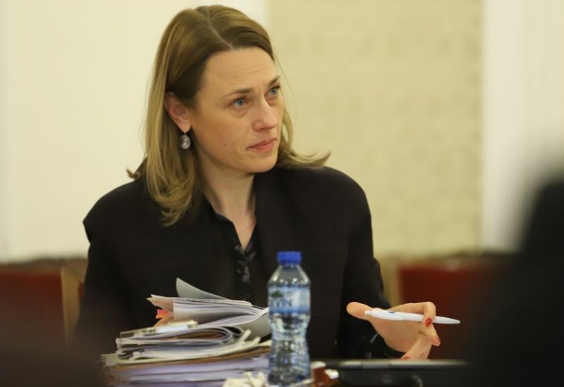 Архив. Ива Митева в 46-ото Народно събрание Архив. Ива Митева в 46-ото Народно събрание