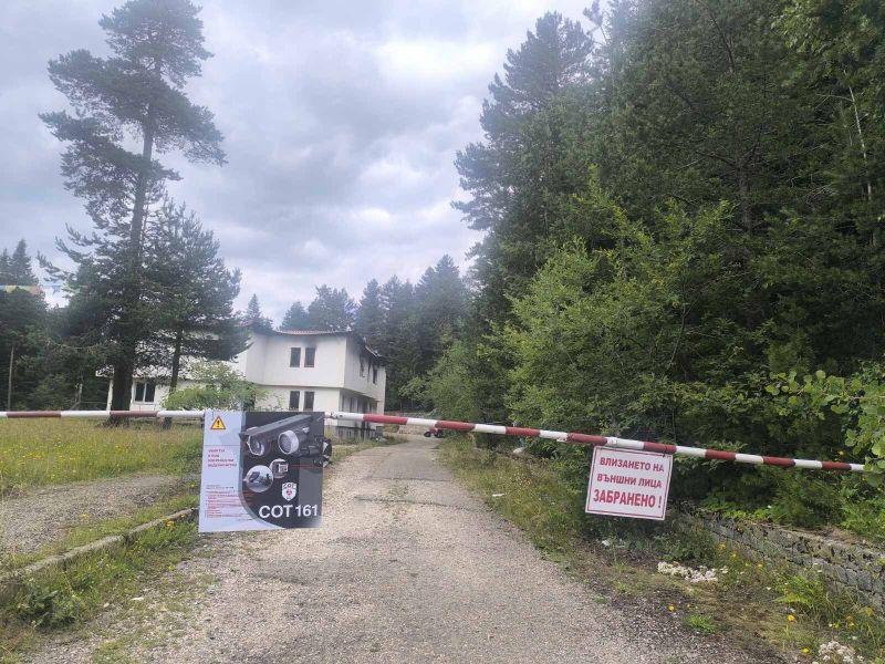 За пръв път близките на загиналите влязоха в х. ''Петрохан''
