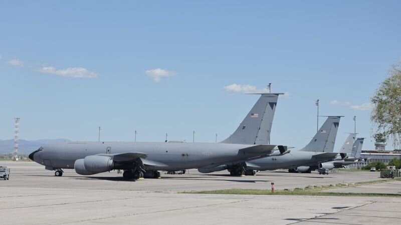 Самолети KC-135R/T Stratotanker на американските военновъздушни сили, разположени на летище София - 26 април, 2026 г.