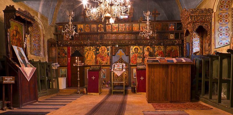 Трендафил и Емилиан празнуват и днес