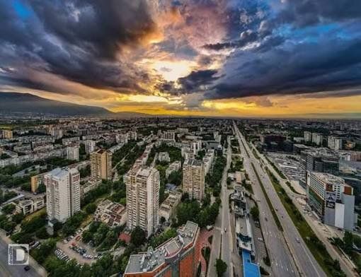 Младост